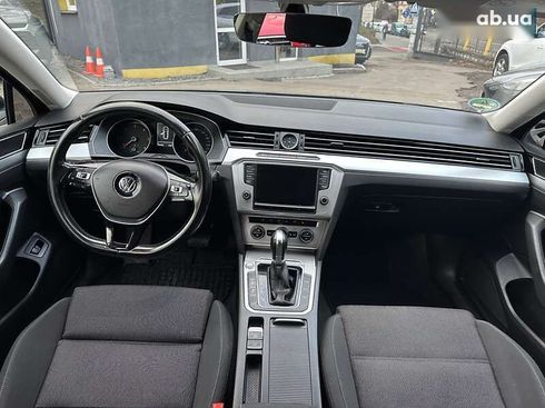 Volkswagen Passat 2016 - фото 24