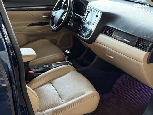 Mitsubishi Outlander 2016 синий - фото 57