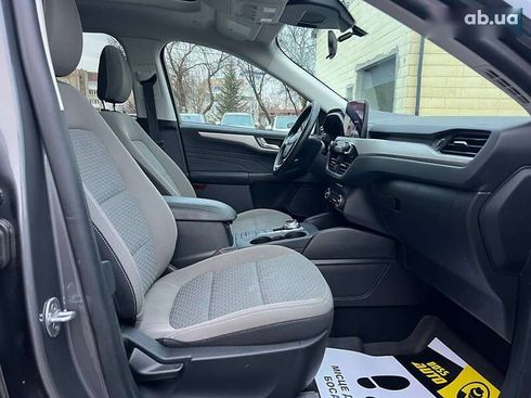 Ford Escape 2021 - фото 24