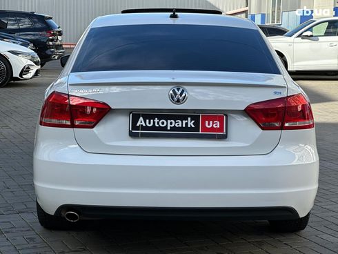 Volkswagen passat b7 2013 белый - фото 8