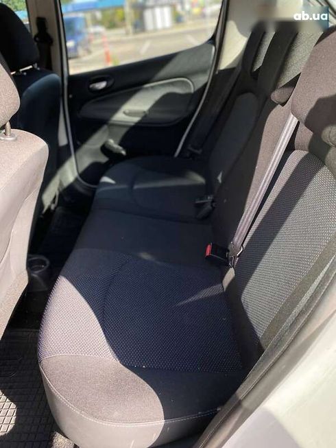 Peugeot 206 2009 - фото 30