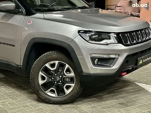 Jeep Compass 2017 - фото 2