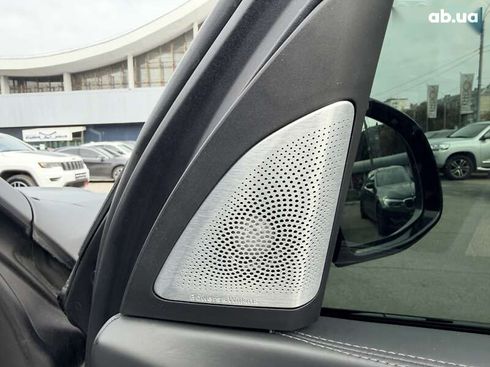 BMW X5 M 2019 - фото 15