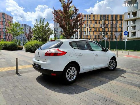 Renault Megane 2013 - фото 24