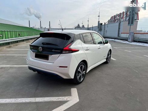 Nissan Leaf 2019 - фото 13