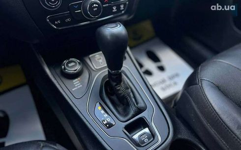 Jeep Cherokee 2020 - фото 20