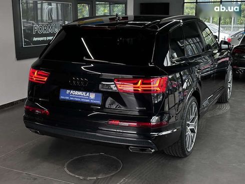 Audi Q7 2017 - фото 12