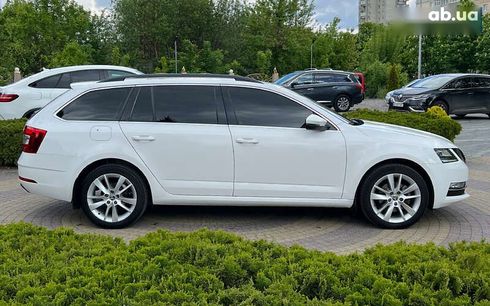 Skoda Octavia 2018 - фото 8