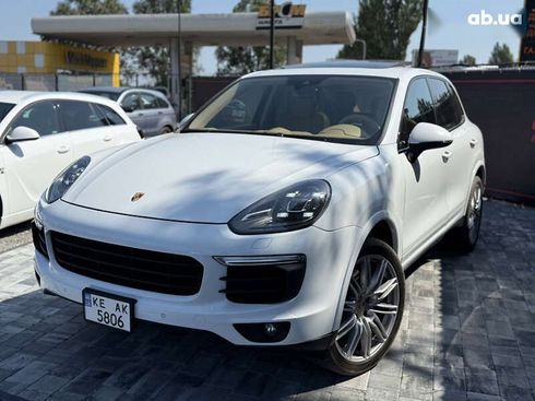 Porsche Cayenne 2016 - фото 2