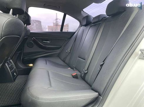 BMW 3 серия 2017 - фото 22