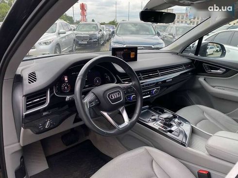 Audi Q7 2018 - фото 11