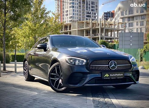 Mercedes-Benz E-Класс 2021 - фото 4
