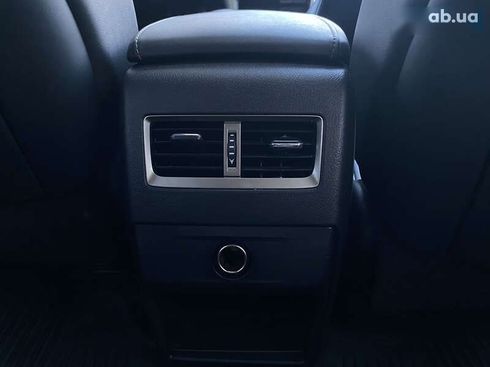 Lexus RX 2018 - фото 26