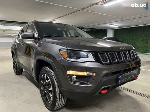 Jeep Compass 2020 - фото 3