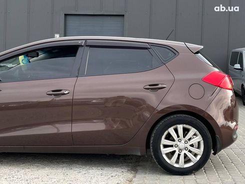 Kia Cee'd 2013 коричневый - фото 11