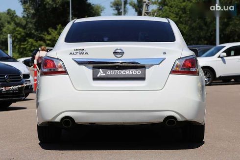 Nissan Altima 2015 - фото 5