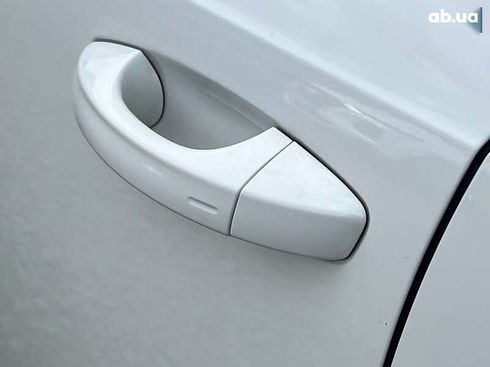 Skoda Octavia 2020 - фото 16