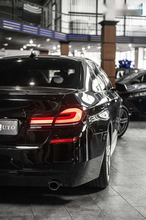 BMW 5 серия 2015 - фото 5