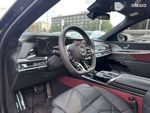 BMW 7 серия 2023 - фото 28