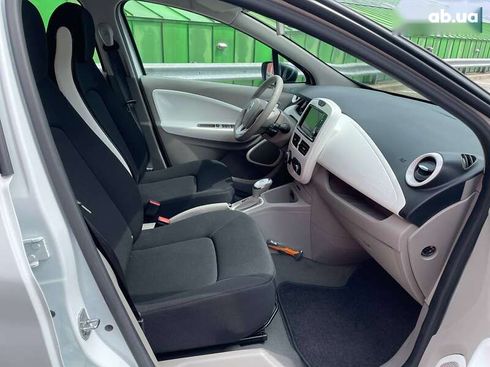 Renault Zoe 2017 - фото 28