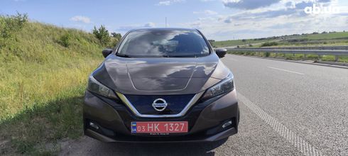 Nissan Leaf 2018 коричневый - фото 2