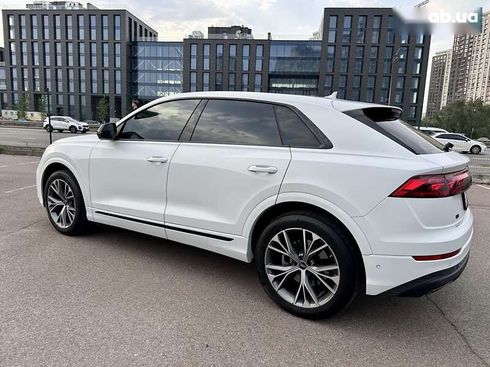 Audi Q8 2023 - фото 3