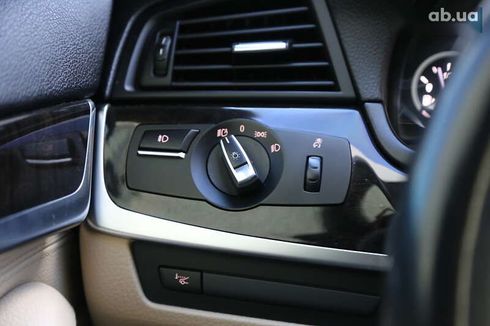BMW 5 серия 2015 - фото 23