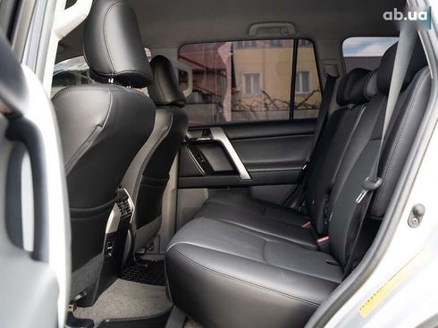 Toyota Land Cruiser Prado 2010 - фото 29