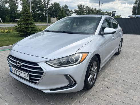 Hyundai Elantra 2017 серый - фото 3