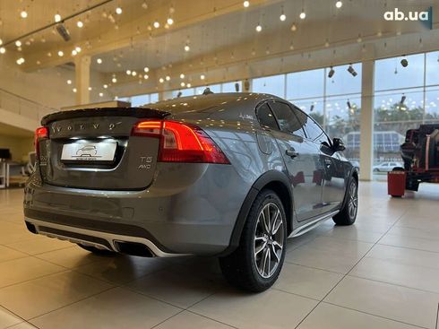 Volvo S60 2015 - фото 6