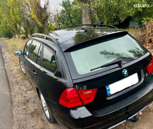 BMW 3 серия 2009 черный - фото 3