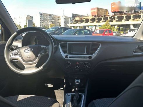 Hyundai Accent 2019 - фото 23