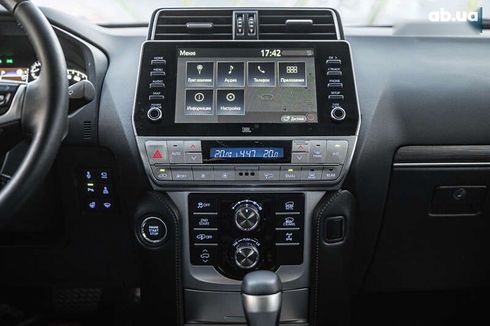 Toyota Land Cruiser Prado 2022 - фото 21