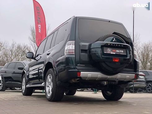 Mitsubishi Pajero Wagon 2014 - фото 21