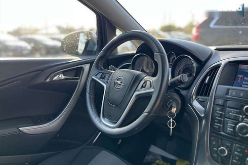 Opel Astra 2011 - фото 27
