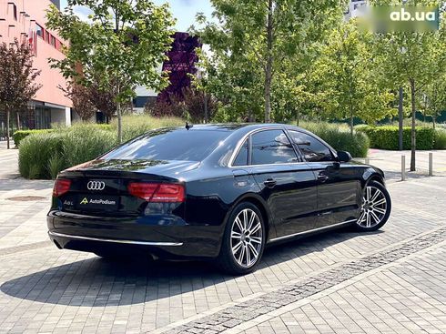 Audi A8 2012 - фото 10