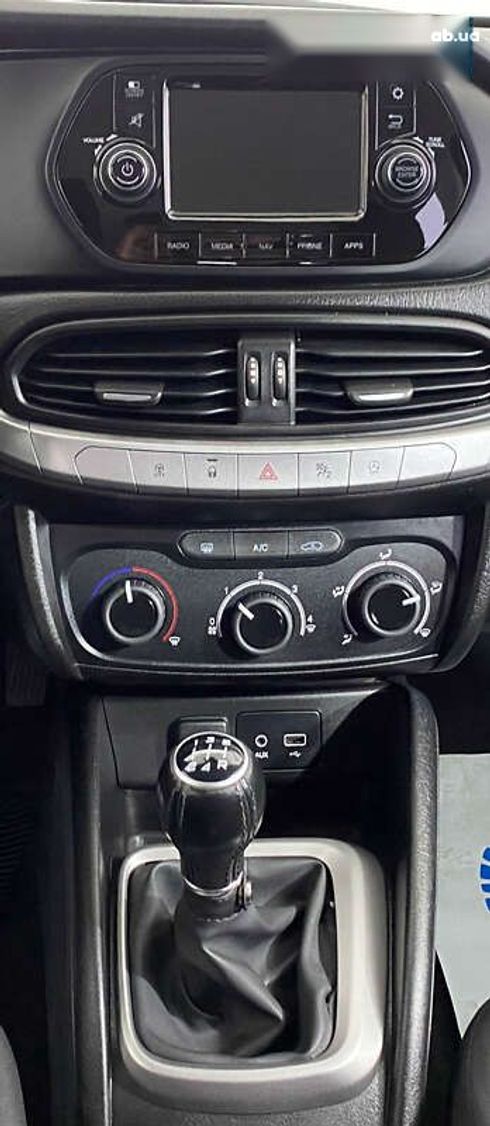 Fiat Tipo 2018 - фото 19
