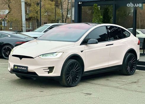 Tesla Model X 2016 - фото 13