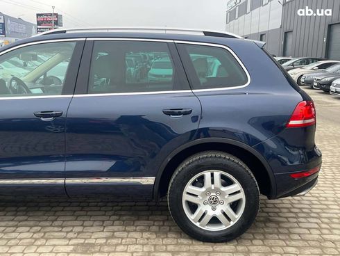 Volkswagen Touareg 2011 синий - фото 11