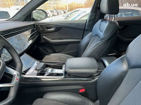 Audi Q8 2020 - фото 5