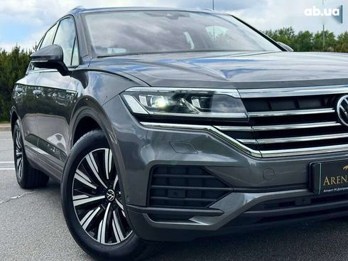 Volkswagen Touareg 2021 - фото 10