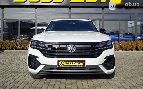 Volkswagen Touareg 2018 - фото 2