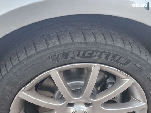 Volkswagen Passat CC 2011 - фото 18