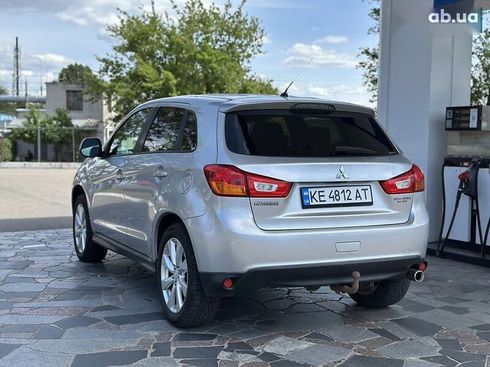 Mitsubishi Outlander 2015 - фото 18