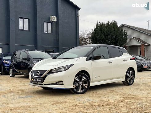 Nissan Leaf 2019 - фото 6