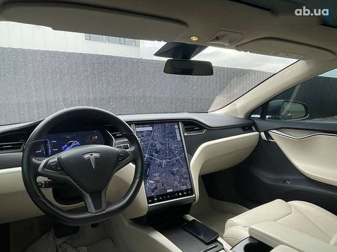 Tesla Model S 2018 - фото 18