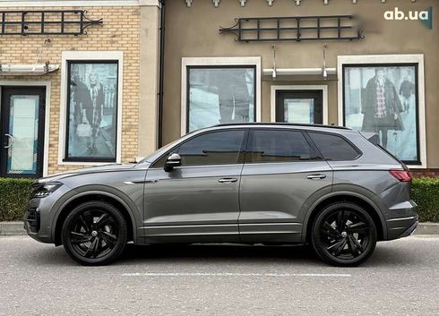 Volkswagen Touareg 2023 - фото 10