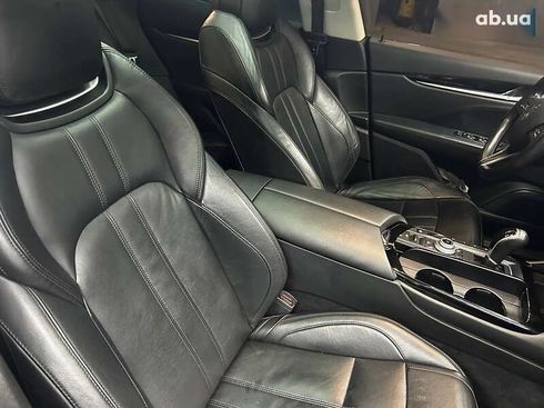 Maserati Levante 2017 - фото 14