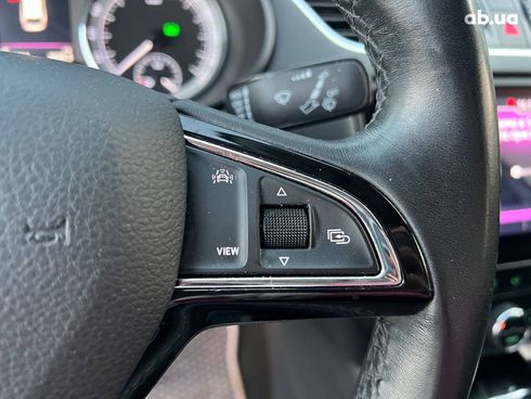 Skoda octavia a7 2018 белый - фото 24