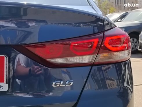 Hyundai Elantra 2017 синий - фото 27